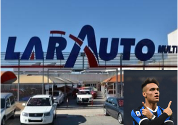 El F.C Barcelona compra por error a LARAUTO por 100M€