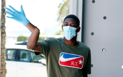 Dembélé se lesiona al ponerse la mascarilla