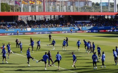 La táctica sorpresa para sorprender al Bayern: Tres centrales, dos carrileros, siete mediocentros, cuatro delanteros y cinco porteros