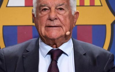 Laporta en 2043: «Raphinha y Lewandowski están ya casi fichados, faltan unos detalles de nada»