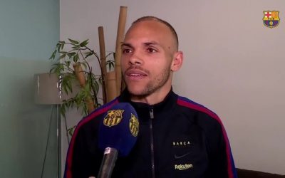 Braithwaite: ”Si se van Memphis y Auba, ¿me puedo quedar? También se planchar y traer los cafes.”